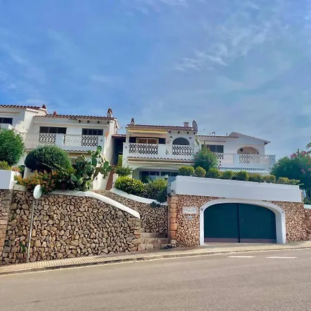 With Views Of 公寓