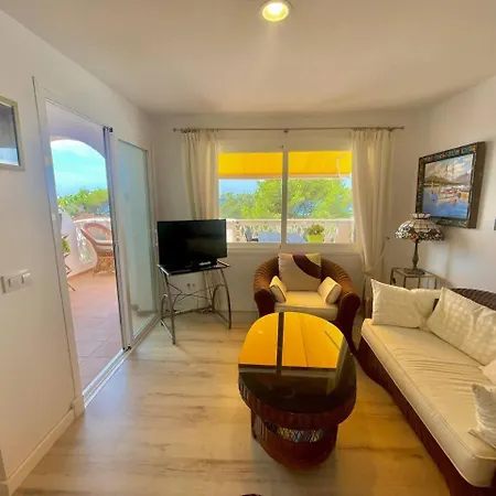 With Views Of * 苏昂博