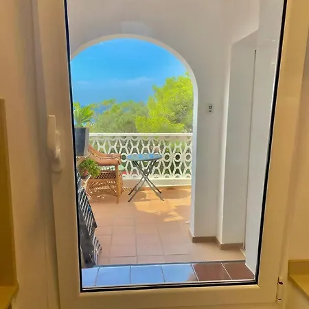 With Views Of 公寓