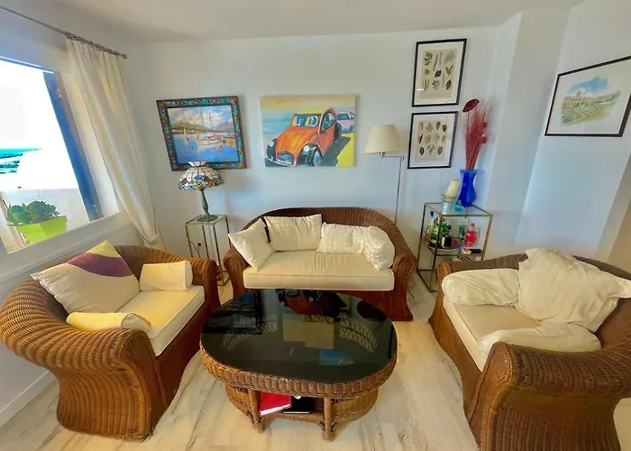 With Views Of דירה סון באו