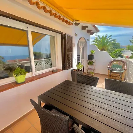 With Views Of 아파트 *