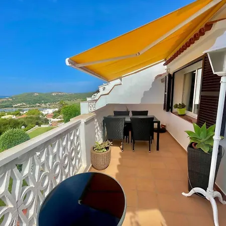 아파트 With Views Of *